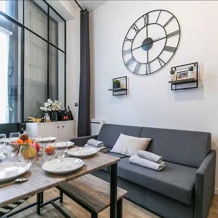 Appartement Spacious And Cozy - 1br 8p - Near Bercy Parijs